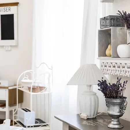 Magnolia Πανσιόν